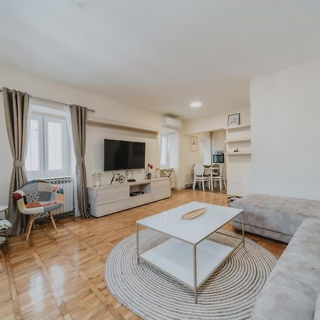 Regina Apartments Budva Eksteriør billede