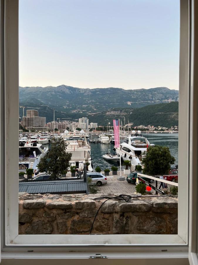 Regina Apartments Budva Eksteriør billede