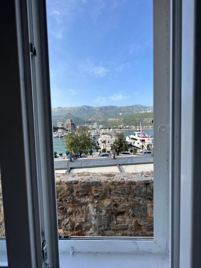 Regina Apartments Budva Eksteriør billede