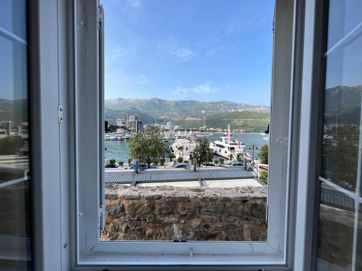 Regina Apartments Budva Eksteriør billede