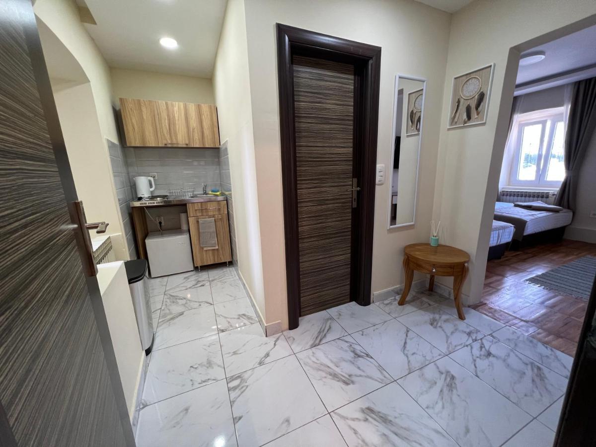 Regina Apartments Budva Eksteriør billede